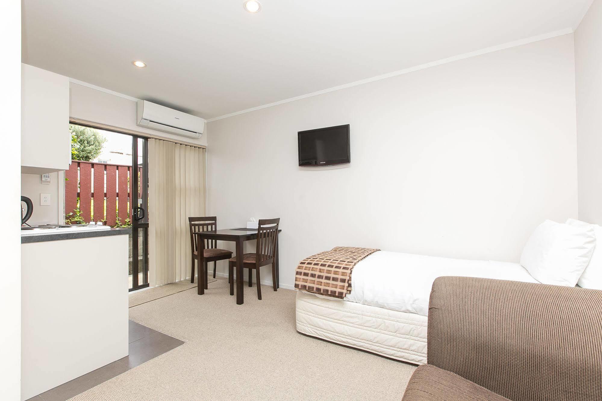 Parkview Motor Inn Pukekohe Zewnętrze zdjęcie
