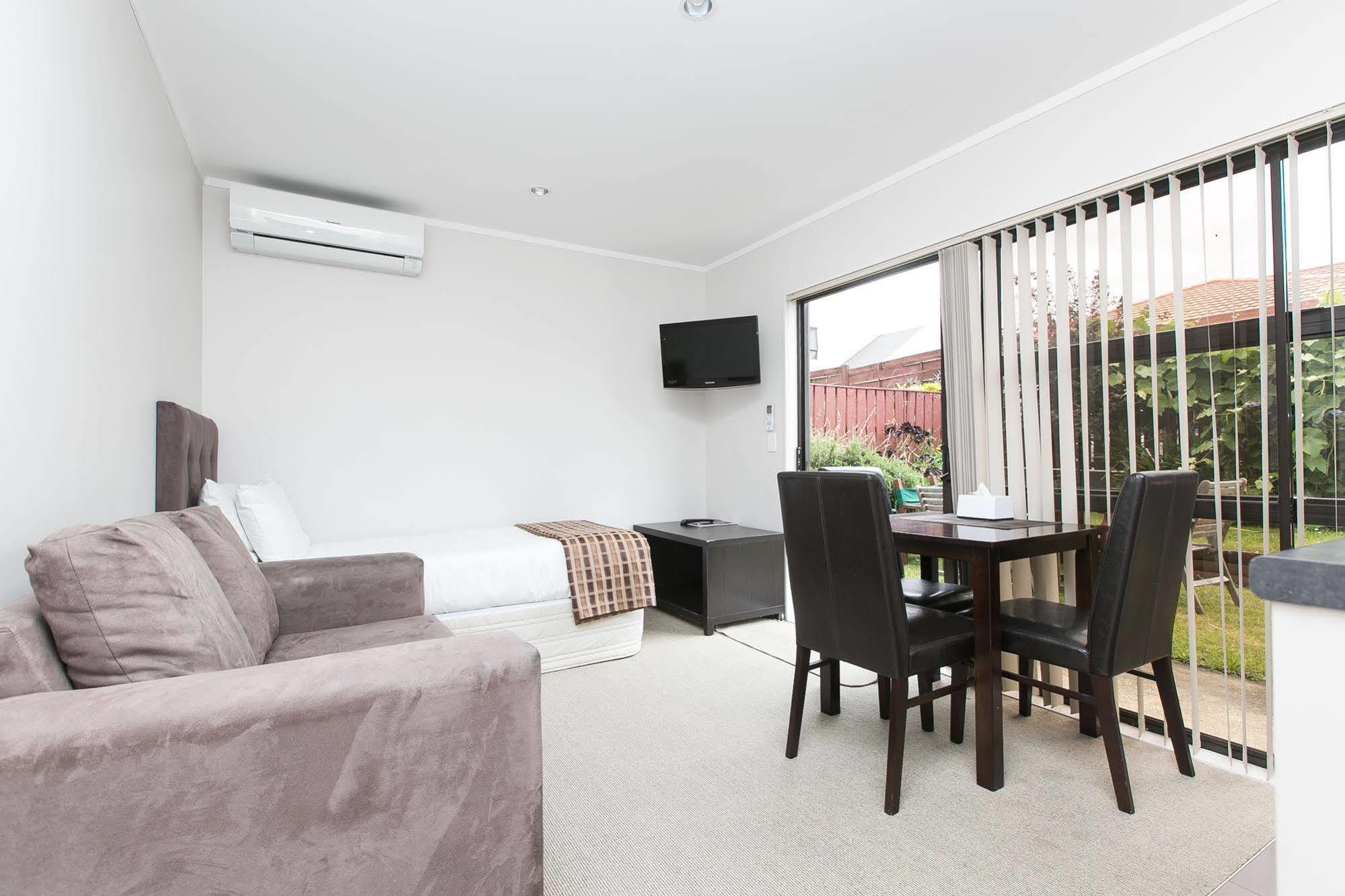 Parkview Motor Inn Pukekohe Zewnętrze zdjęcie